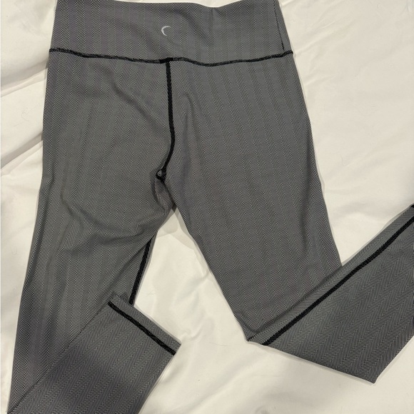 Zyia Herringbone Hi-Rise 7/8 - Picture 2 of 3